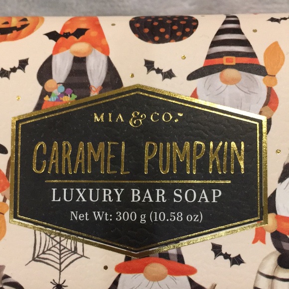 Halloween Pumpkin Scented Carmel Pumpkin Luxury Hand Soap Bar by Mia & Co. NWT - Picture 2 of 12